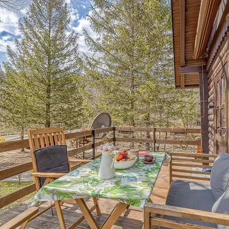 Rozi's Riverside - Happy Chalet