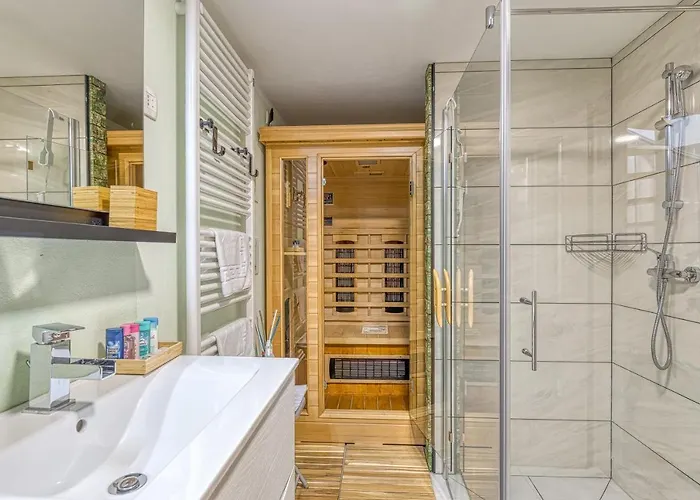 Chalet Rozi's Riverside - Happy Osilnica